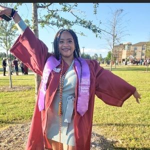 Meet your Posher, Shedriana